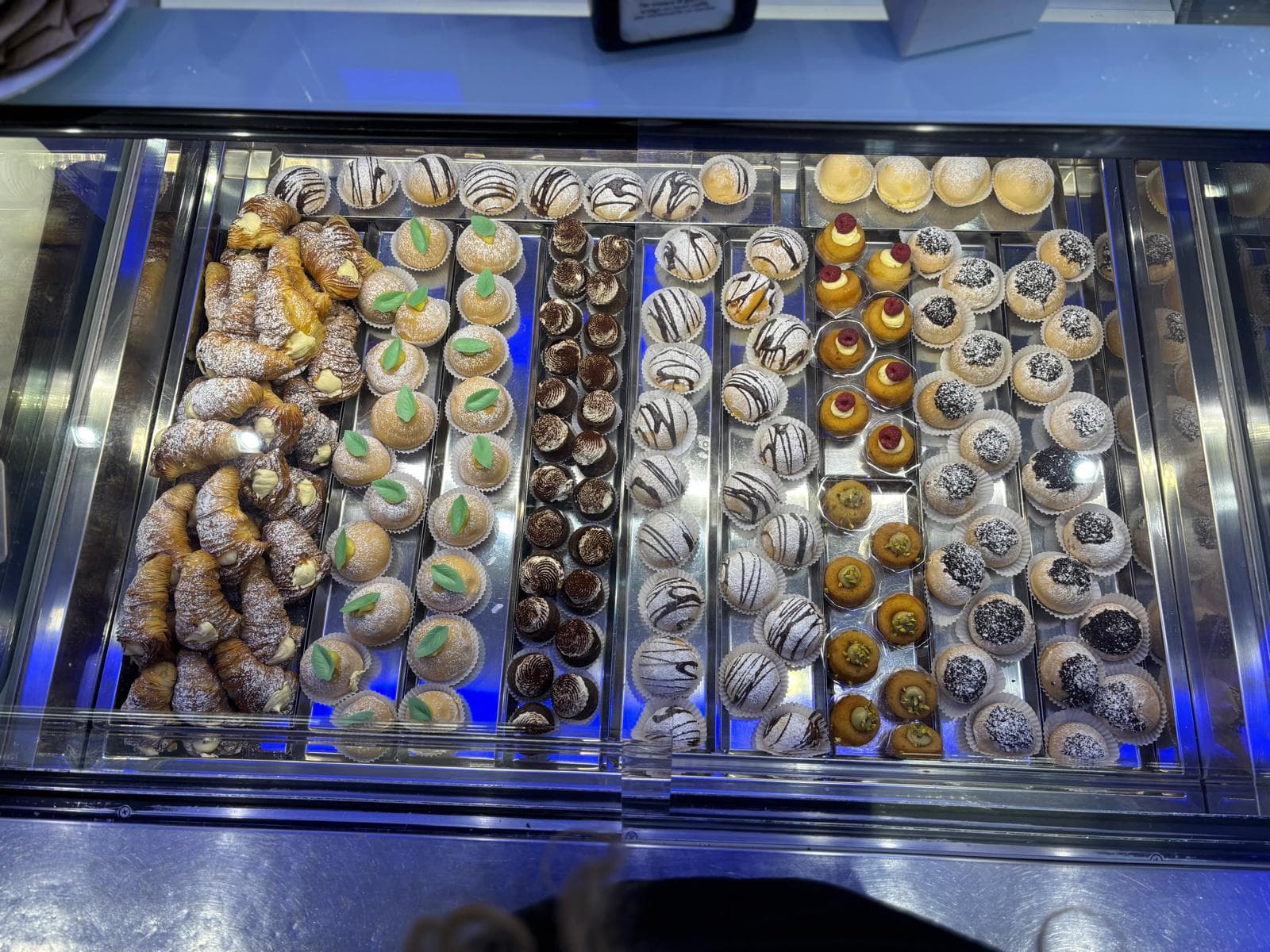 Scatto 40 dalla galleria New Pitti